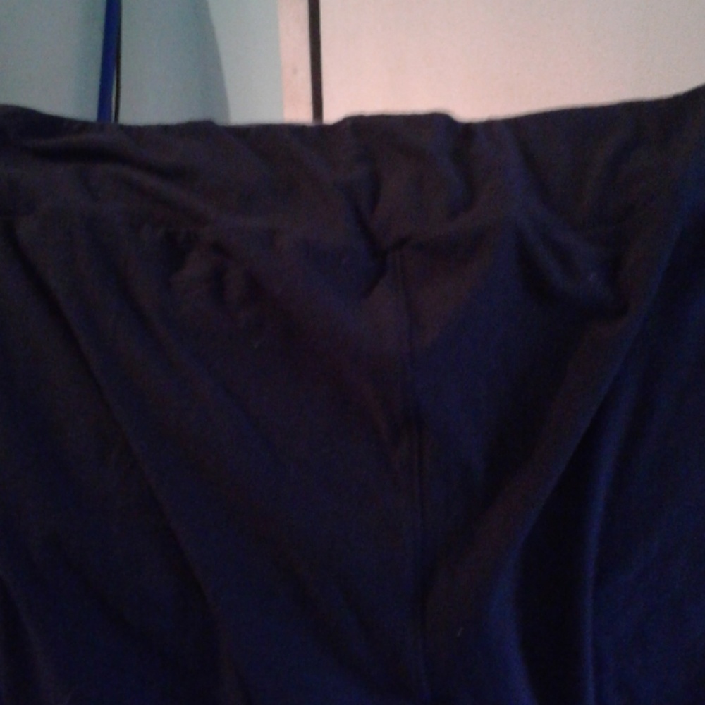 Black leggings